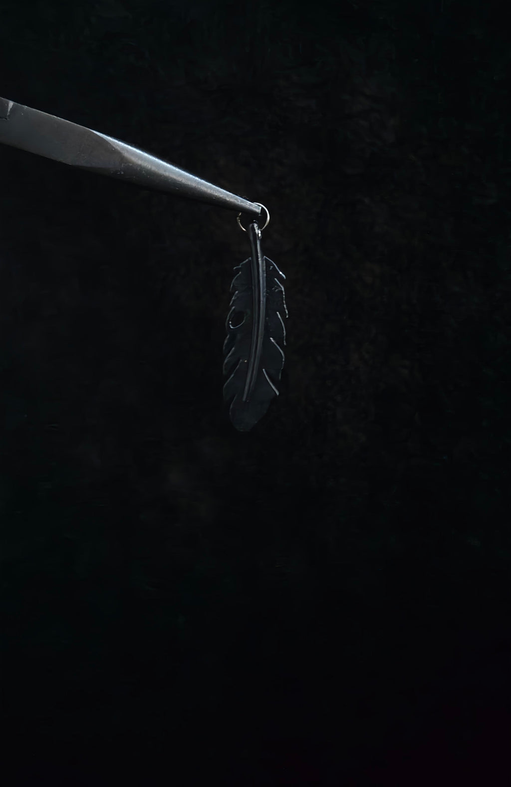 Leaf Pendant With 22" Chain