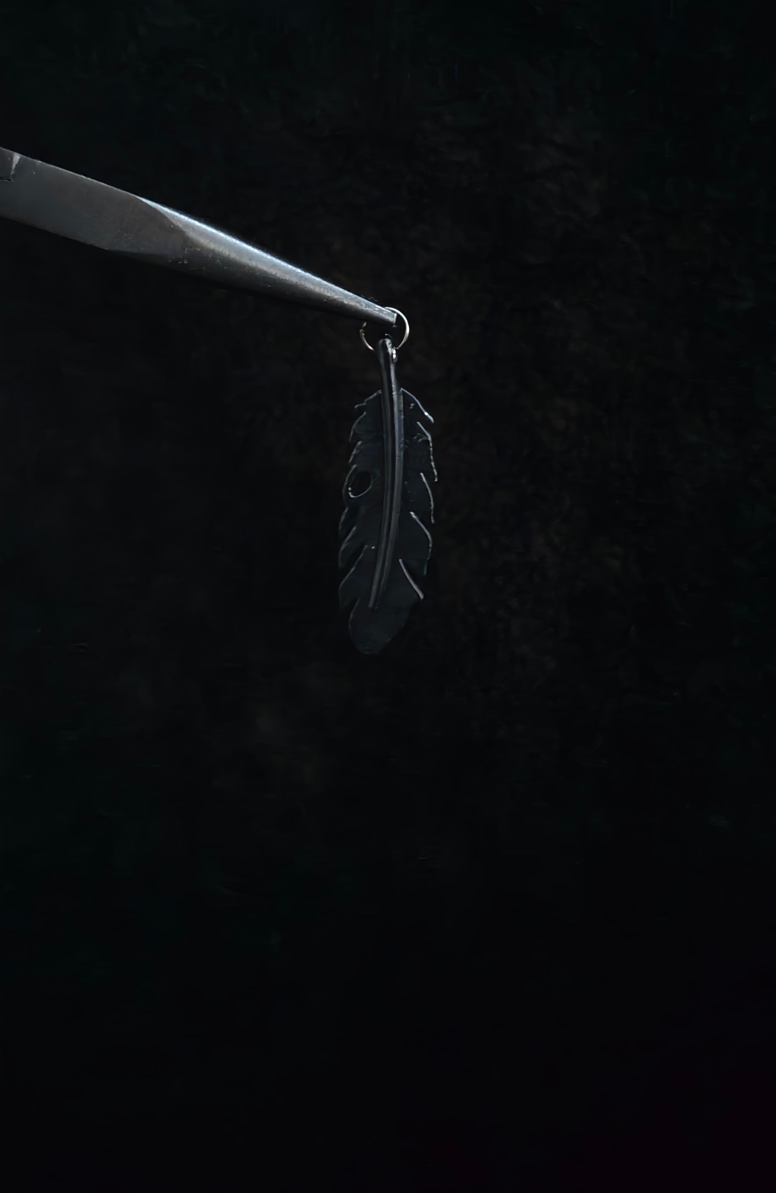 Leaf Pendant With 22" Chain